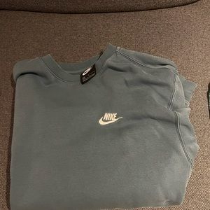 Blue/greyish Nike crewneck